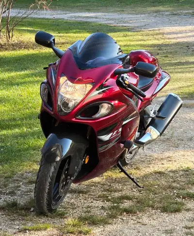 For sale a safetied 2012 Suzuki Hayabusa in excellent condition..Owned by a mature rider with 40km's...