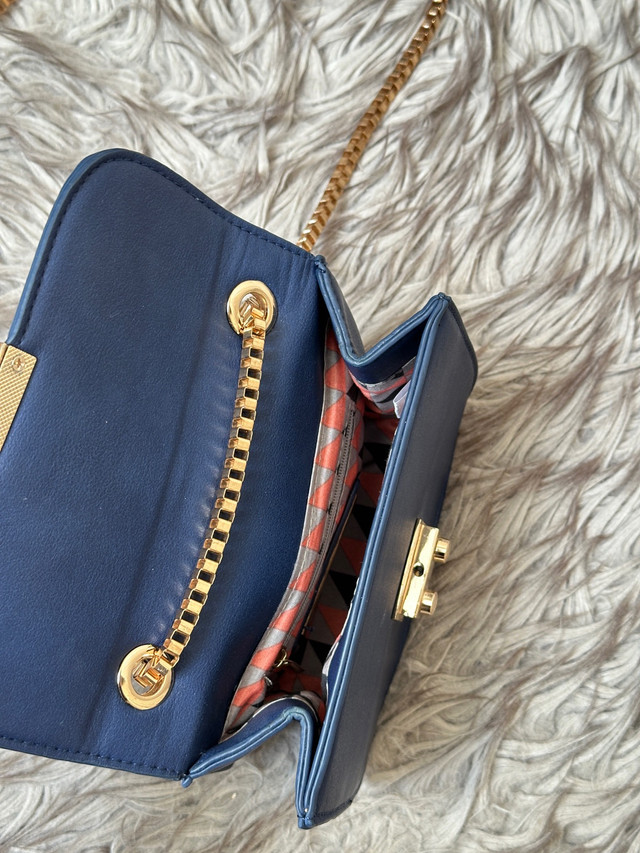 Blue Crossbody mini square bag  in Women's - Bags & Wallets in Calgary - Image 2