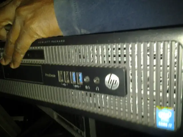 hp prodesk computer 1tb 8g i7 qc 2tb +$10  900+pc MAC CISCO proj in Desktop Computers in City of Montréal - Image 3