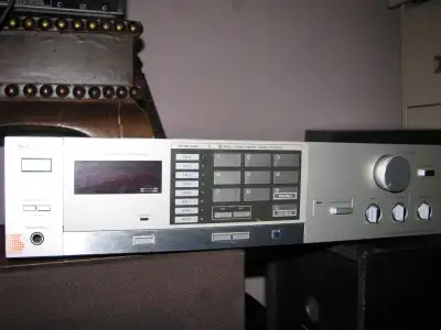 Sony Receiver STR-VX250 With PHONO, View more