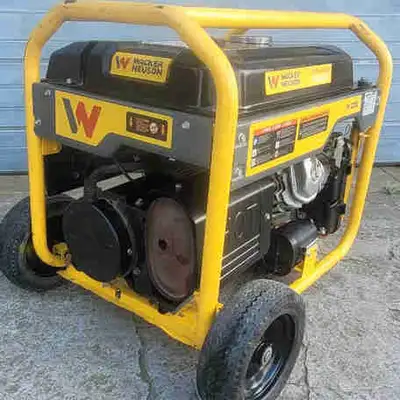 WACKER NEUSON GP5500 GENERATOR powered by a HONDA GX340. The Honda has a under max load fuel consump...