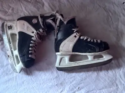 I deliver! Bauer Off Ice Hockey Skates 7 D Black Roller, View more