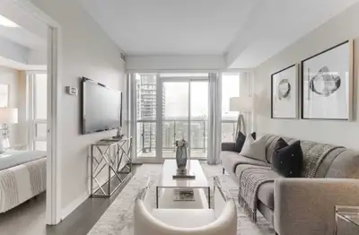 Everything you need is right here! Beautiful 1 Bedroom Unit, Plus Parking and Storage Open Concept K...