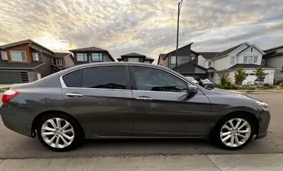 Honda Accord Touring – Excellent Condition • Automatic transmission • 182000 (running) • No rust, no...