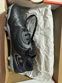 Soccer Cleats 5.5 for Youth