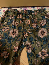 Ralph Lauren - Size 14 Floral Pants