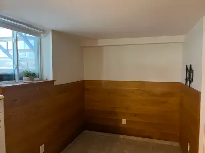 Bachelor in Port Credit, View more