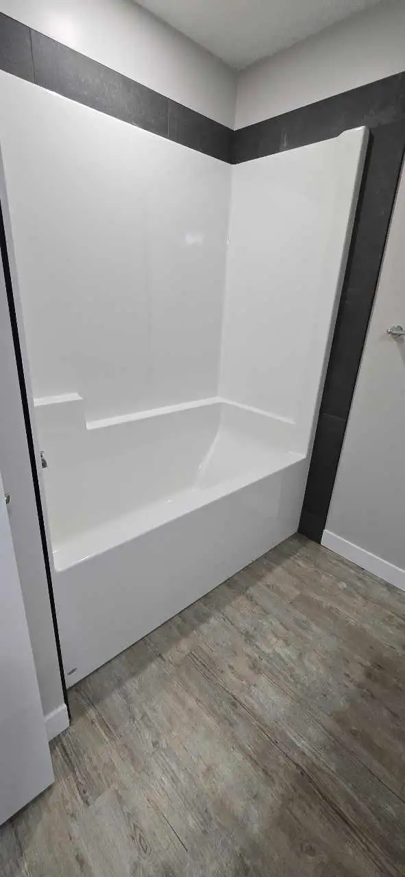 1 month free  Rent in new Townhouse  Sylvan Lake in Long Term Rentals in Red Deer - Image 9