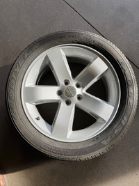 Dodge Challenger wheel and tire 