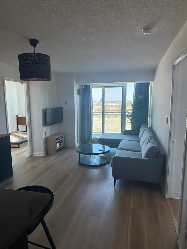 1 Bed Plus 1 Bath Condo