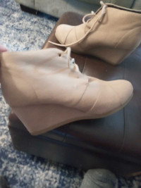 Booties suede size 7