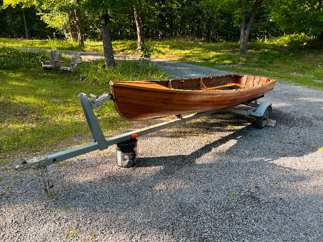 Rare antique 15' Peterborough cedar strip Camp-mate boat in Powerboats & Motorboats in Kingston - Image 2