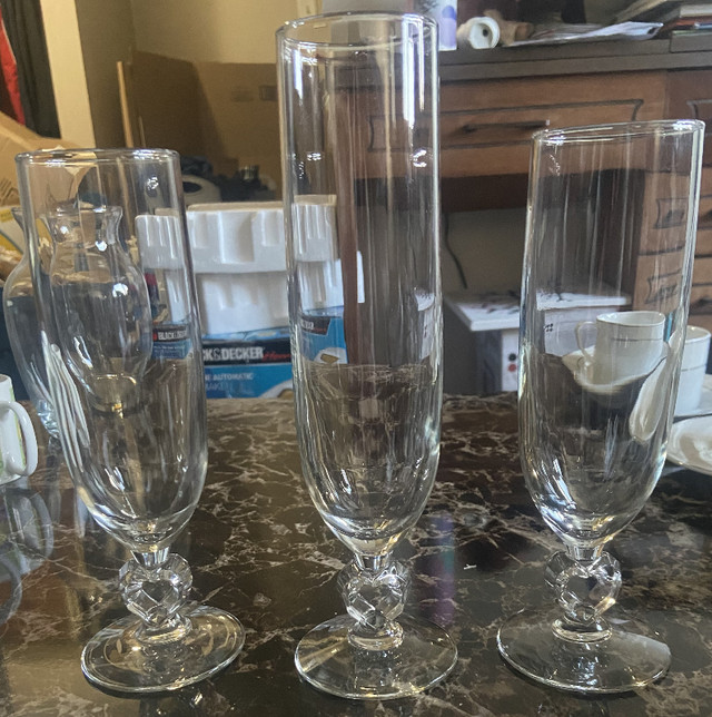 Champagne/Wine Heart Glasses in Kitchen & Dining Wares in Cole Harbour