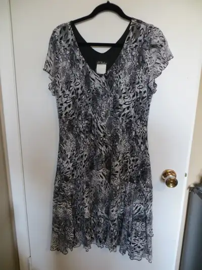 Grey/White Animal Print Dress, View more