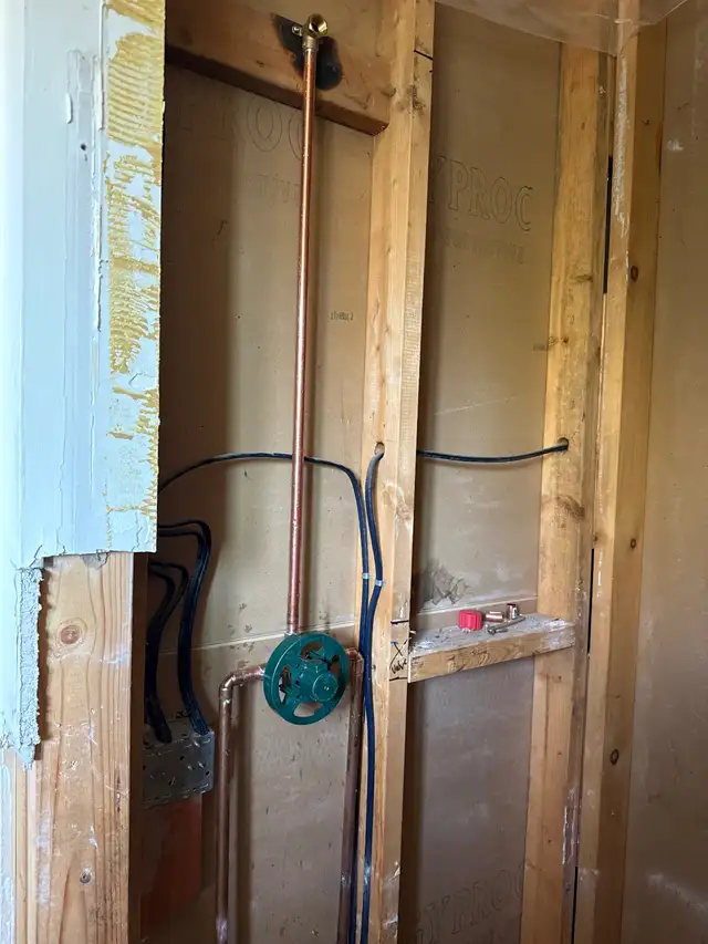 Plumber / handyman64368726412162123