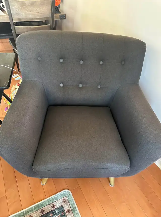 Grey Sofa of 362863286243715122