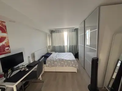 On good location spadina and queen street has new construction condo. Master room includes private b...