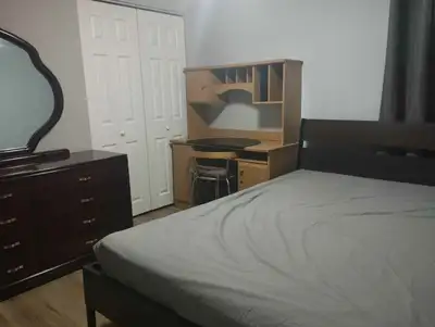 BIG ROOM WASHROOM PRIVATE SUBWAY YONGE-SHEPPARD SUBWAY SHEPPARD WEST LOCATION: SHEPPARD-BATHURST UTI...
