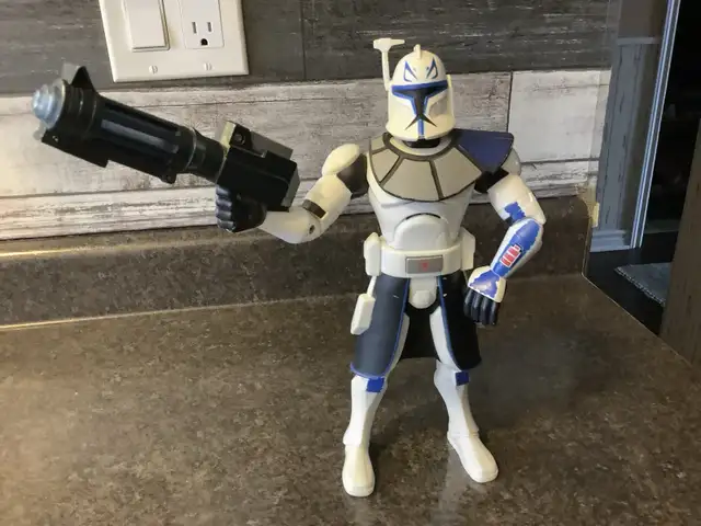 STAR WARS 10” TALKING CLONE WARS CLONE TROOPER CAPTAIN REX in Toys & Games in London - Image 5