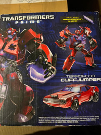 Transformers cliff jumper sdcc