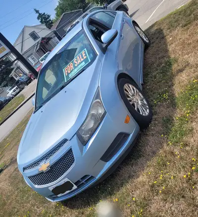 Selling my 2011 Chevy Cruze LTZ, 6-speed manual *Priced for quick sale* The good: -Overall good cond...