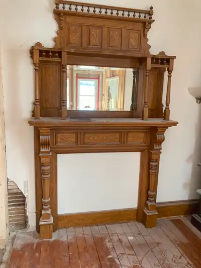 Faux Wood Grain Mantle Removed from old farmhouse Has classic old faux wood grain This is a special...