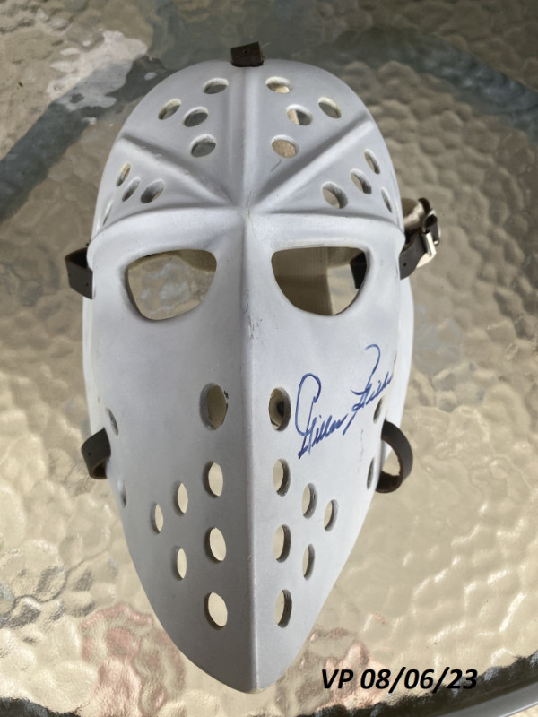 Boston Bruins Signed Hockey Masks, Collectible Bruins Hockey Masks