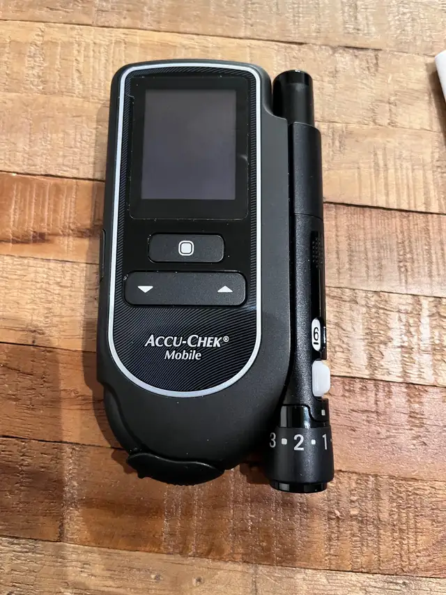 Accu-Chek Mobile Blood Glucose Monitoring System62863738945923122
