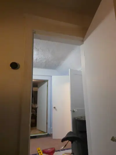 Free wifi bell Fibre t.v available Men only more than one room call text or email for more info avai...