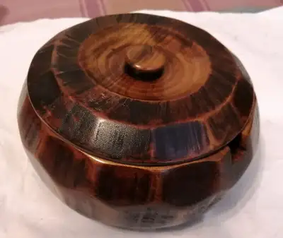 SOLID WOOD ROUND BOX WITH LID, View more