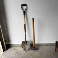 Spade shovel and sledge hammer 12 lb