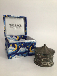 WALLACE SILVERSMITHS   SILVER PLATED CAROUSEL  MUSIC BOX  Vintag