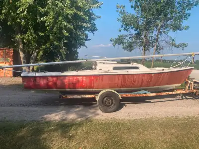 MacGregor Venture 21 ft sail boat with trailer. Don’t use it much anymore. Nice simple small boat. W...