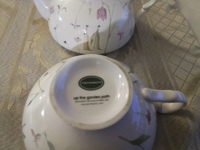 Portmeirion Teapot and Cup for One - Up The Garden Path  - New in Arts & Collectibles in City of Toronto - Image 3
