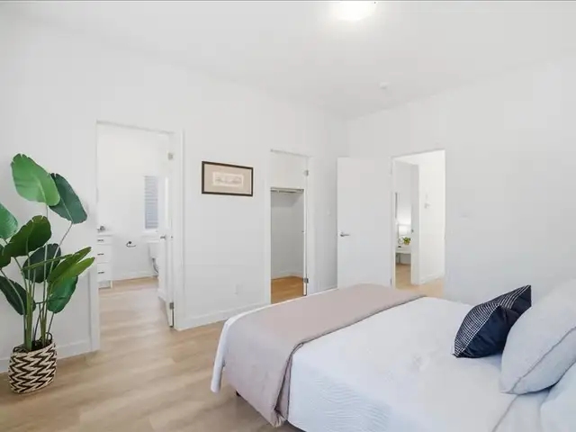 Modern Luxury  2 and 3 Bedroom Units in Long Term Rentals in Muskoka - Image 9