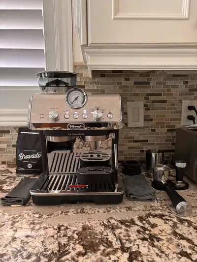 De’Longhi La Specialista Arte (EC9155MB) Espresso Machine, View more