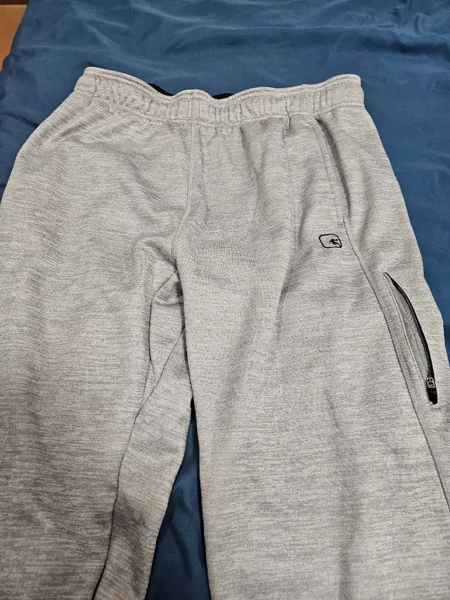 And 1 mens pants in Men's in Calgary - Image 5