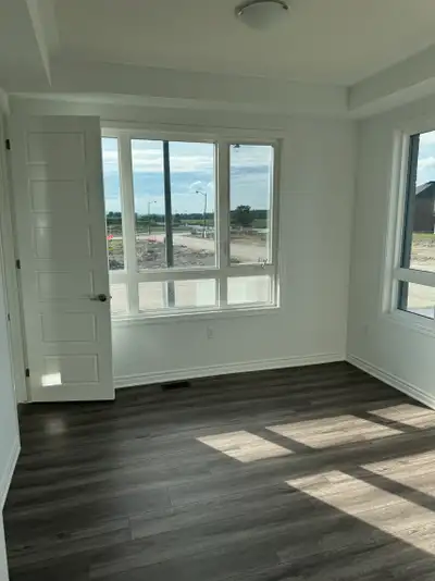 Private Room with private washro, Never lived, Brand New Home