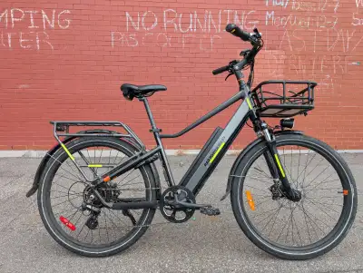 RadCity 5 Plus Electric Commuter Bike + Front Basket for sale Only used for ~800KM Also comes with a...