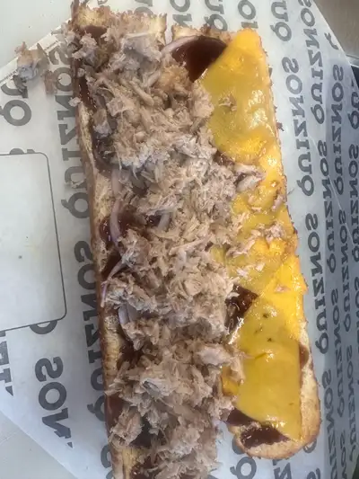 Full-time job at quiznos: FEMALE ONLY, View more