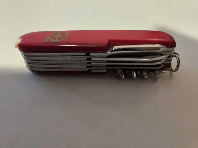 Multifunction Knife in Hand Tools in Mississauga / Peel Region - Image 7