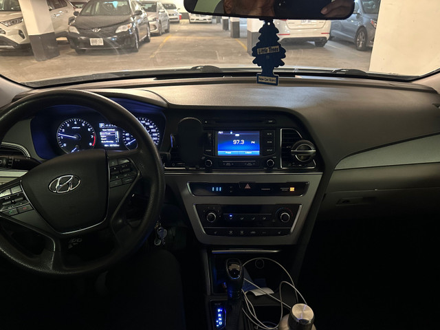 Hyundai sonata  in Cars & Trucks in Hamilton