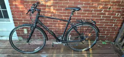 Giant hybrid / city bike, View more