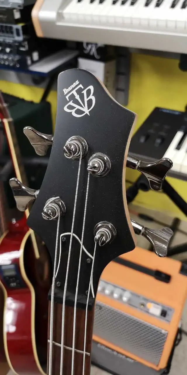 Ibanez Electric Bass583744920560619522