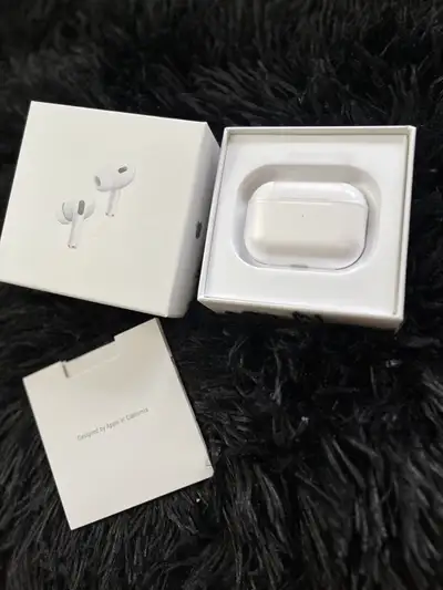 AirPods Pro 2ᵉ génération Comme neufs Son incroyable + réduction de bruit top niveau Boîtier MagSafe...