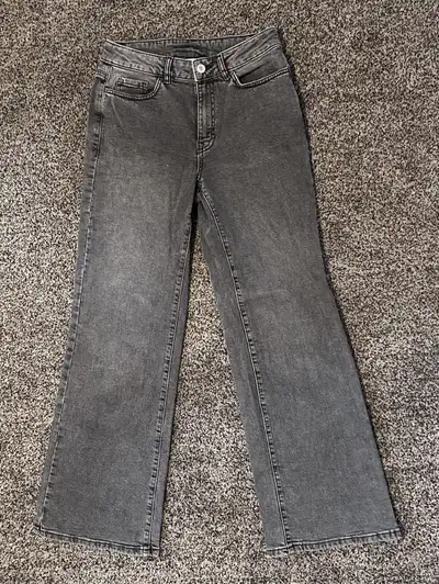 RW & CO black jeans, 25" waist, View more
