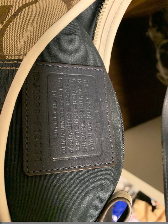 FROM25+BRAND NEW W/TAGS!NEVER USED!PURSECOACH/GUCCI/LONDON FOG