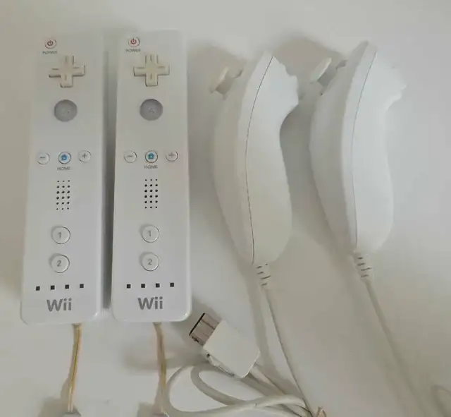Nintendo Wii Mario Kart bundle63760519000065123
