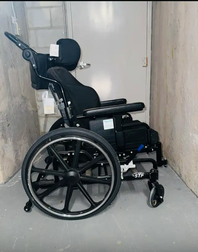 wheel chair 63849001018243120