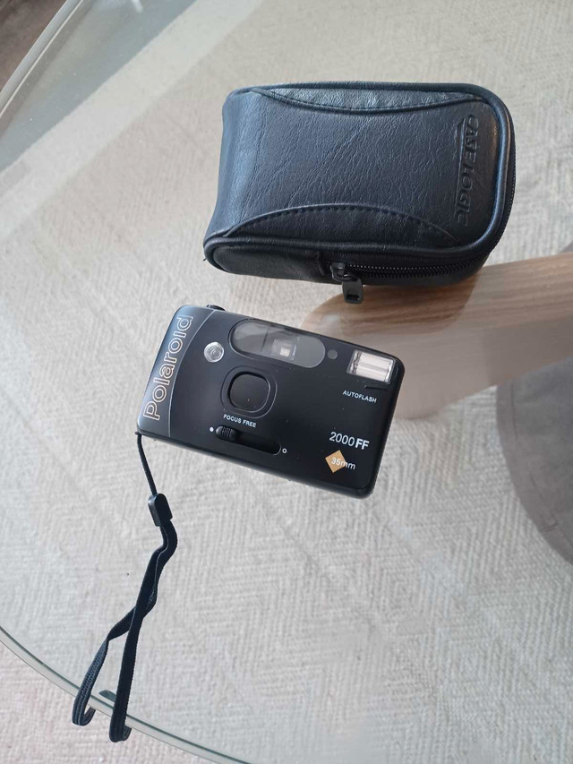 Polaroid 2000FF 35mm Camera in Cameras & Camcorders in Edmonton - Image 4